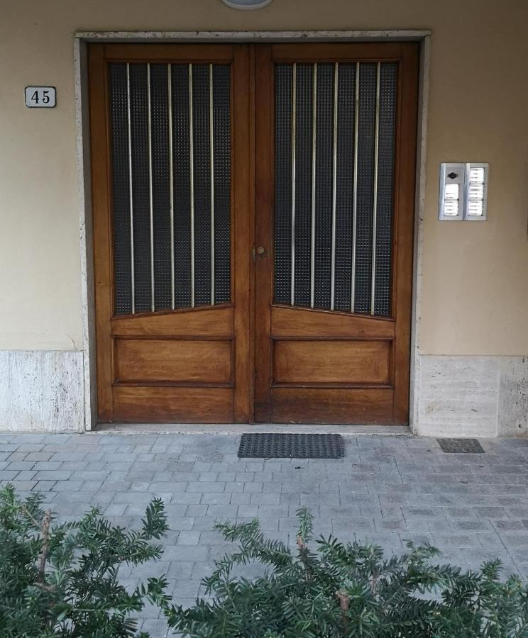 Smart Rooms Pistoia Exterior photo