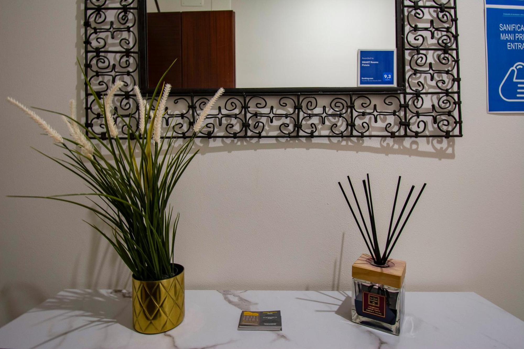 Smart Rooms Pistoia Exterior photo